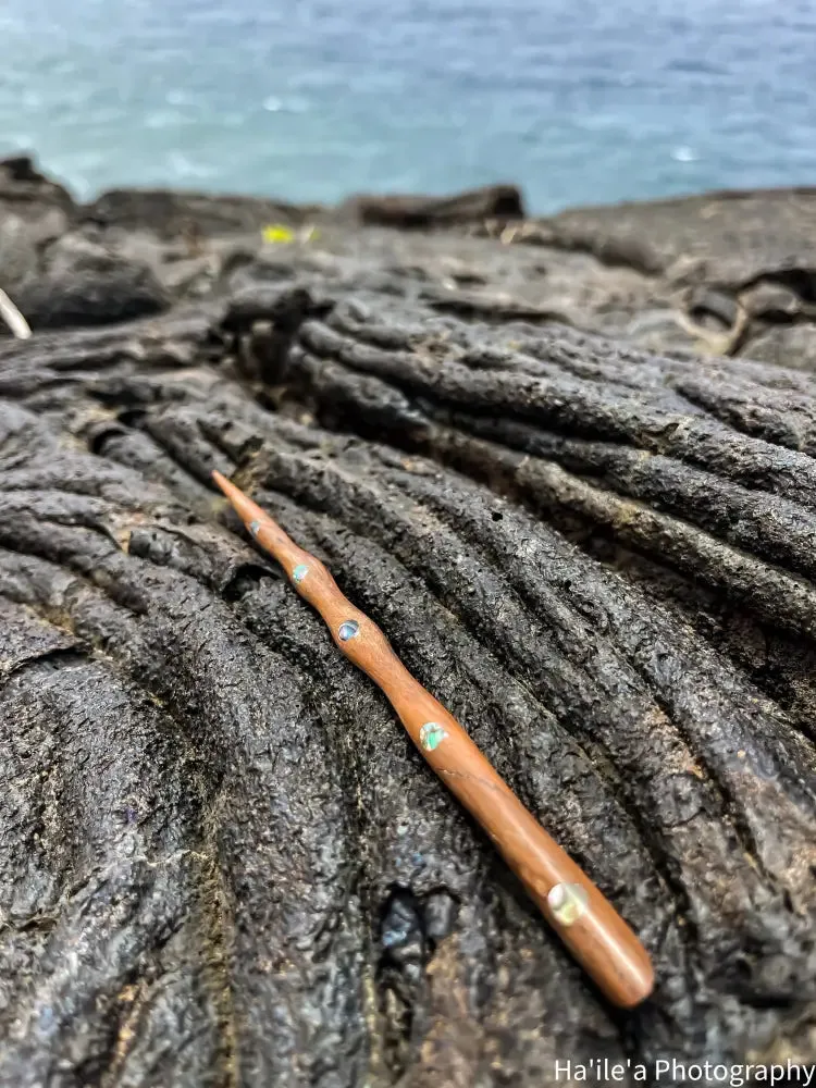 E OLA ANA - Paua Aalii Hair Stick