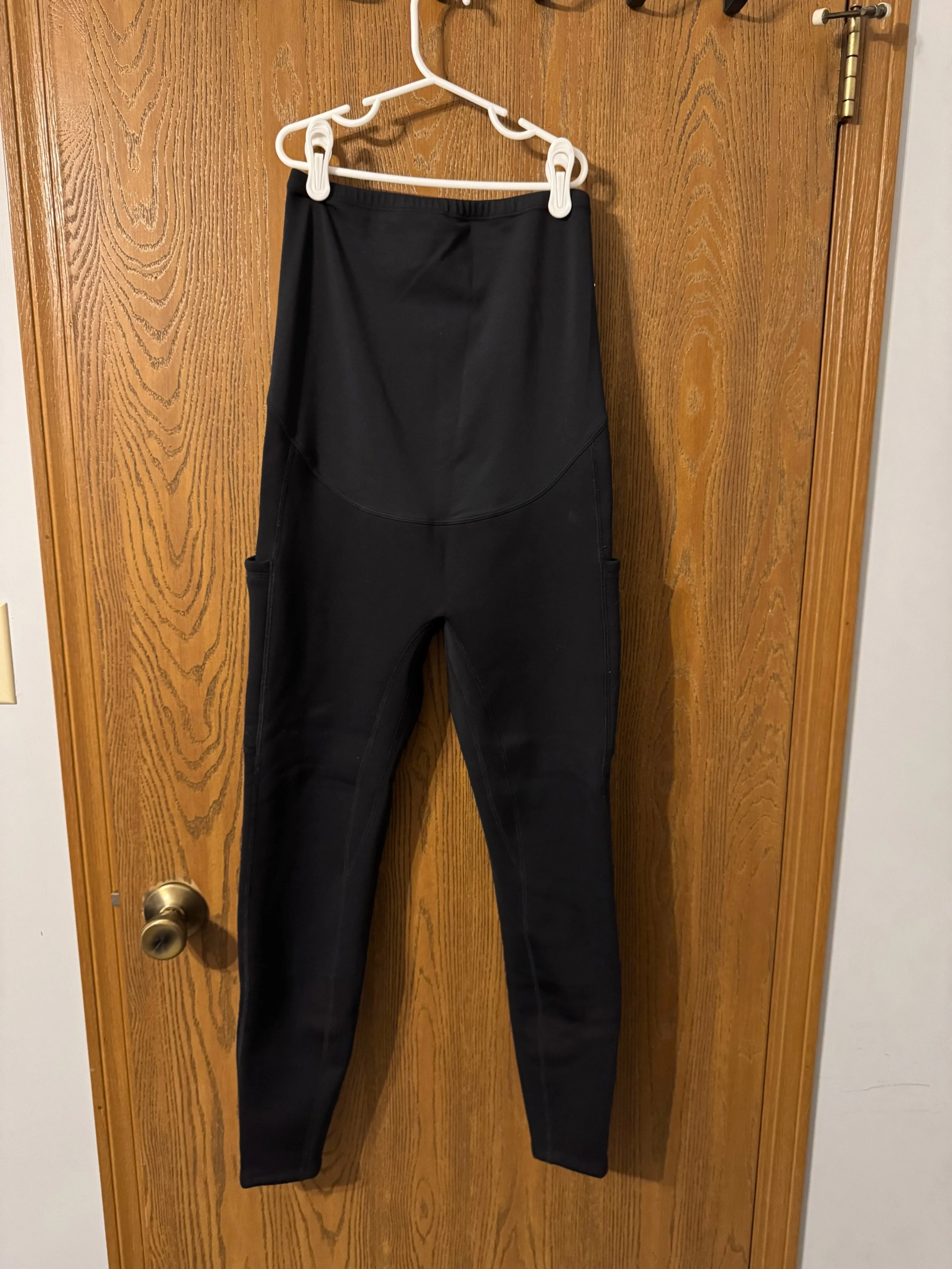 Fleece Lined Leggings  - size Maternity:     S (4-7)