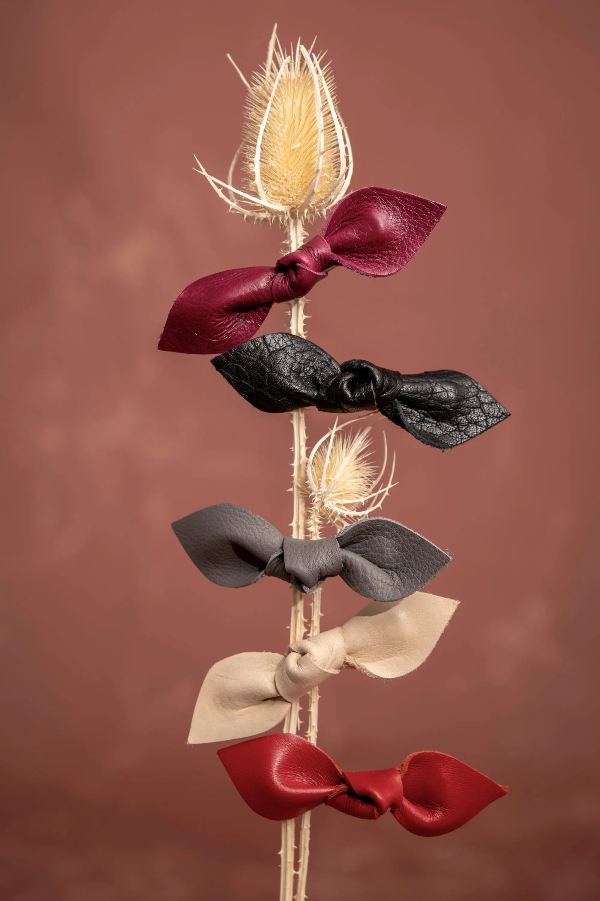 Leather hair clip and bow tie clip HOGAN model